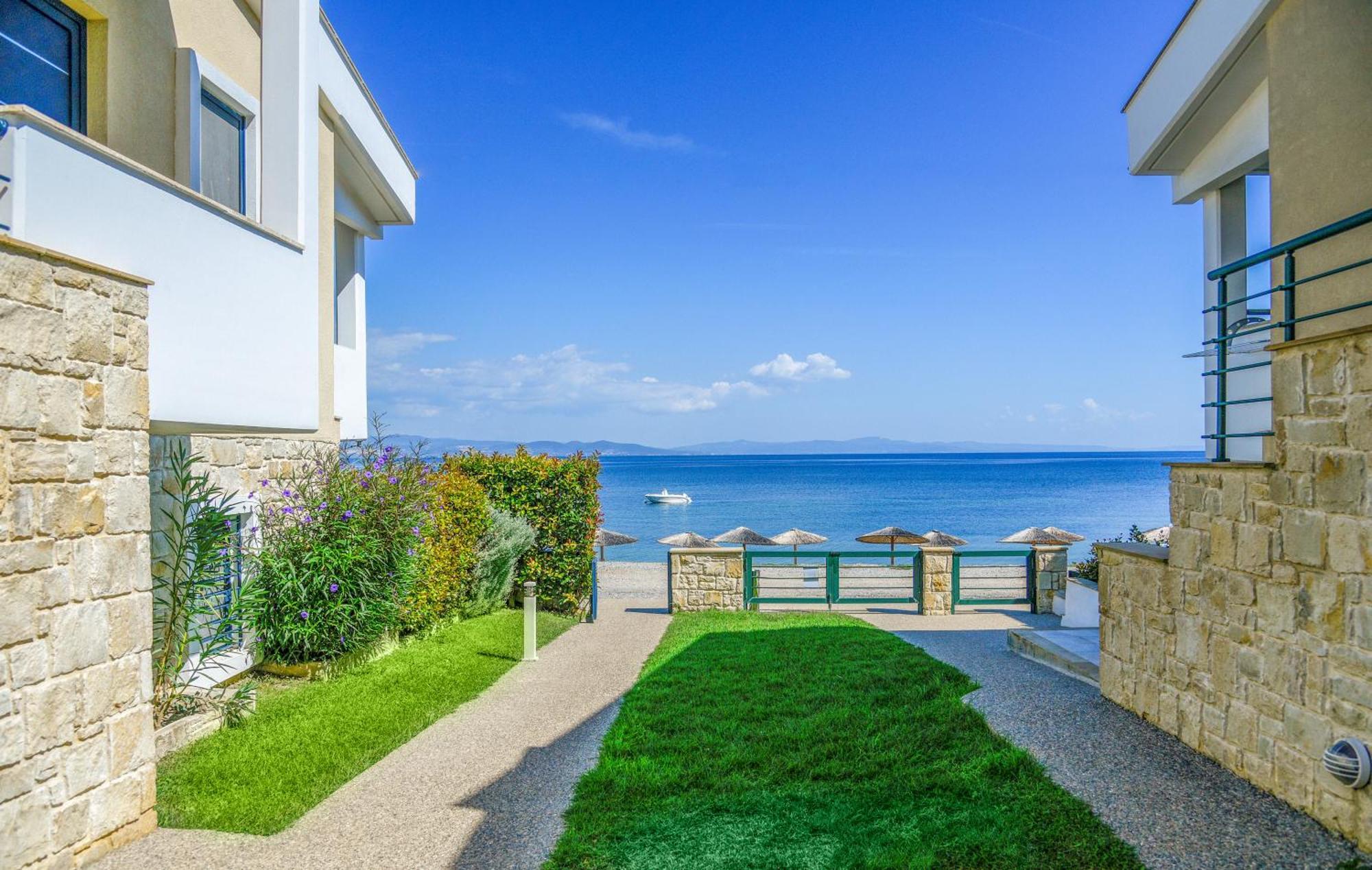 Elpiniki Luxury Apartments Nea Poteidaia Esterno foto
