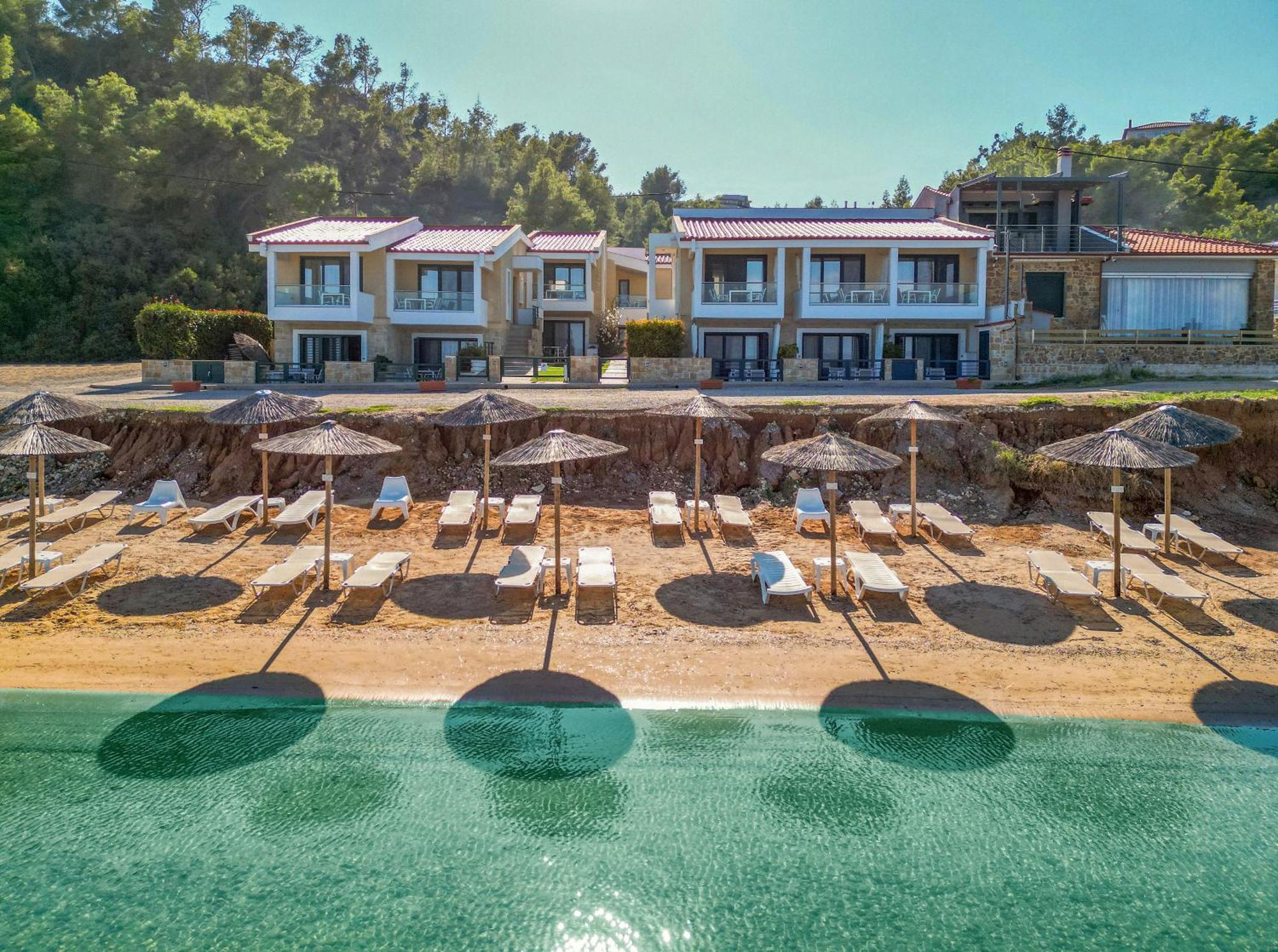 Elpiniki Luxury Apartments Nea Poteidaia Esterno foto