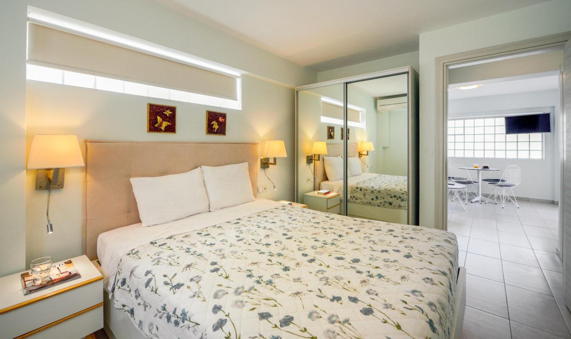 Elpiniki Luxury Apartments Nea Poteidaia Esterno foto