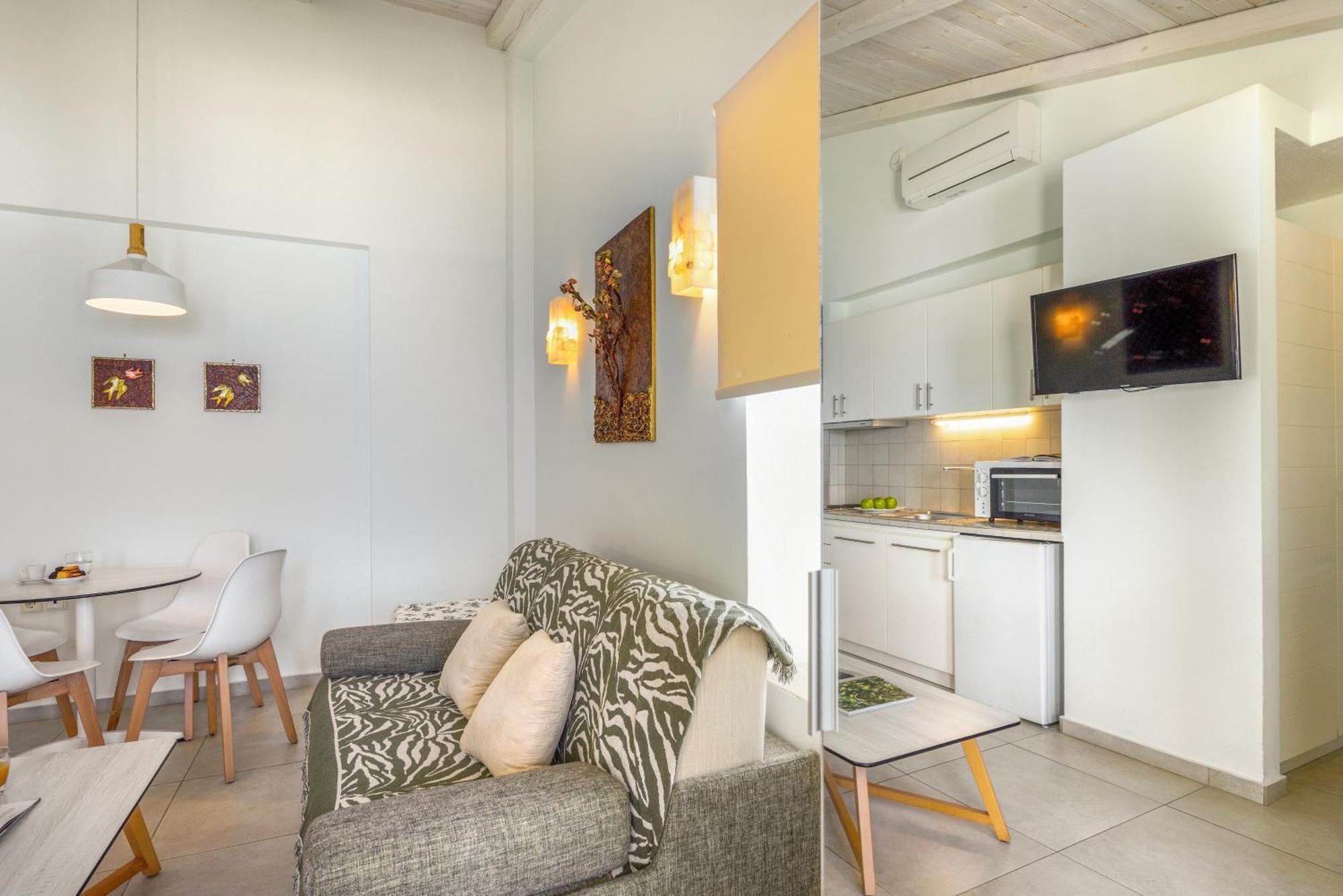 Elpiniki Luxury Apartments Nea Poteidaia Esterno foto